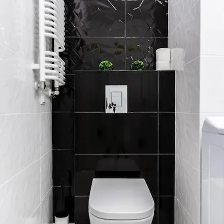 Urbannest_walicow شقة وارسو